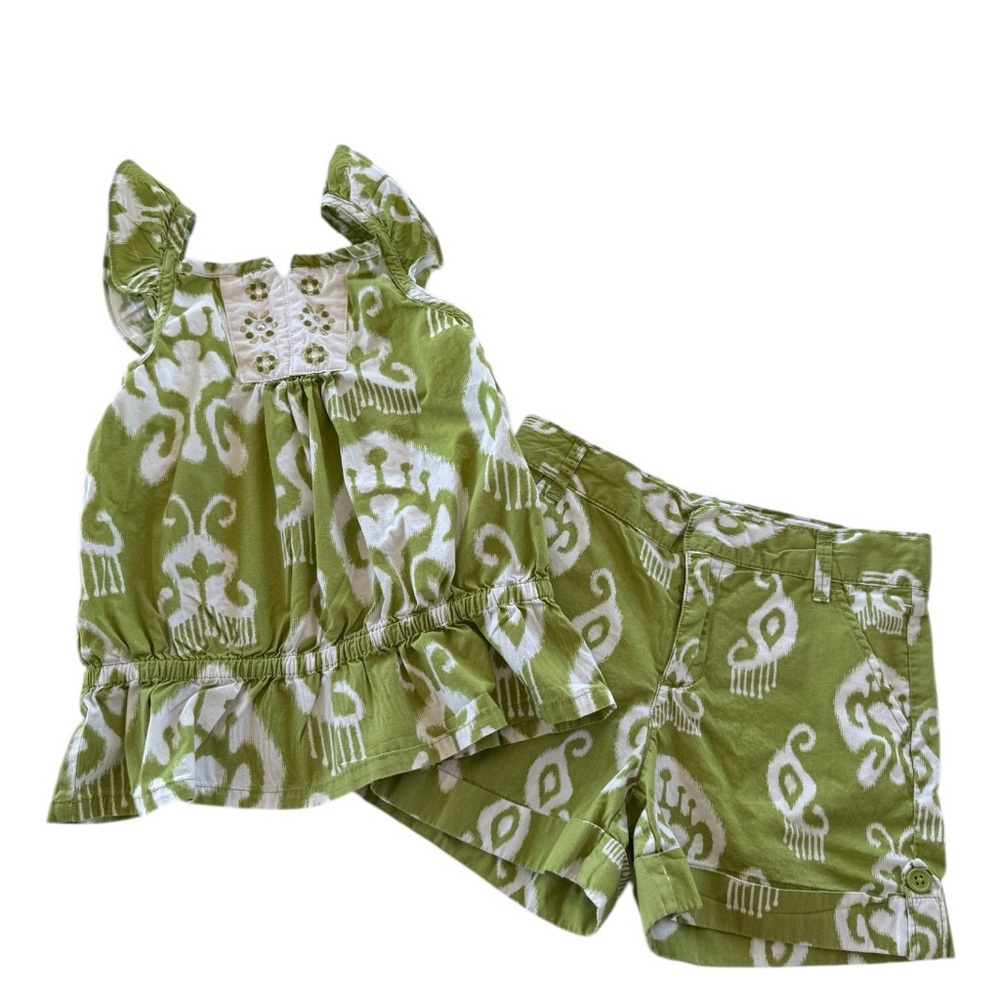 Green and White Patterned Top and Shorts Set